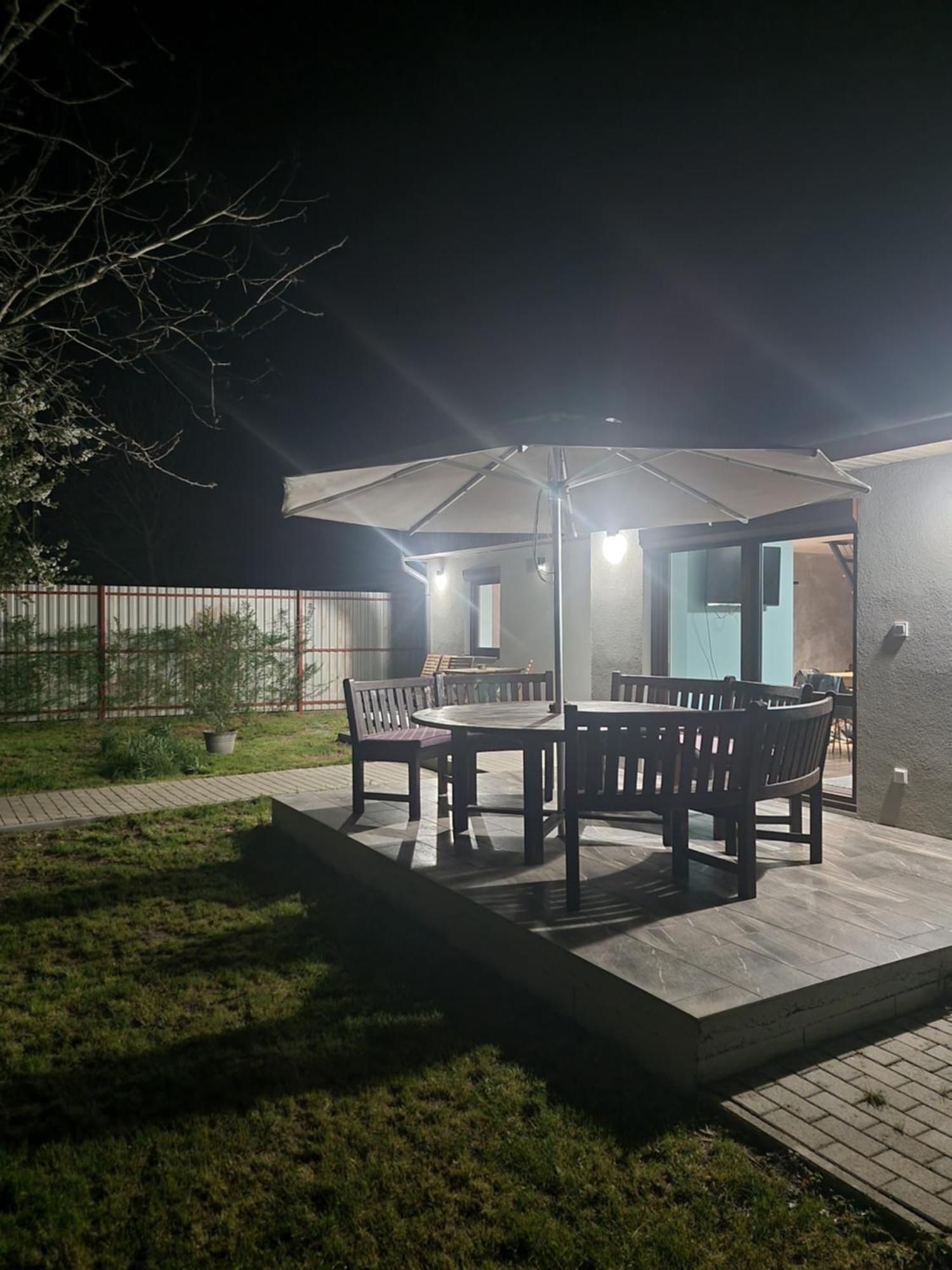 Habitat Of Dreams Villa Makó Екстериор снимка