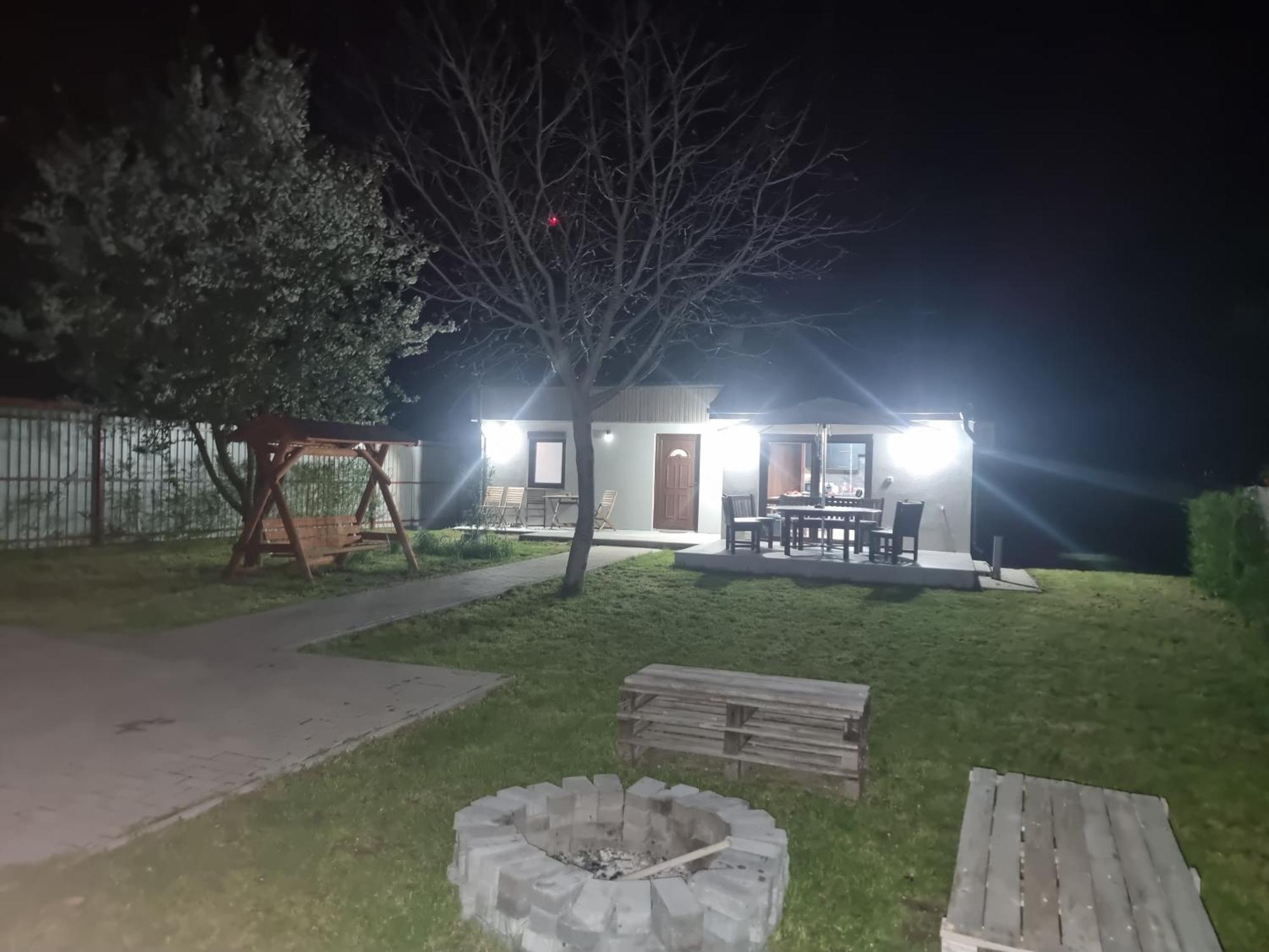Habitat Of Dreams Villa Makó Екстериор снимка